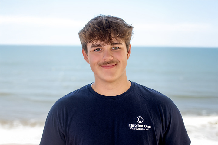 Staff member Elias Sigler